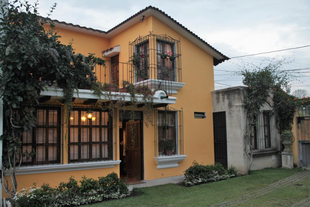 Villas Santa Ana-Ricardo Antigua Εξωτερικό φωτογραφία