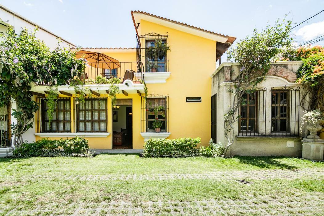 Villas Santa Ana-Ricardo Antigua Εξωτερικό φωτογραφία