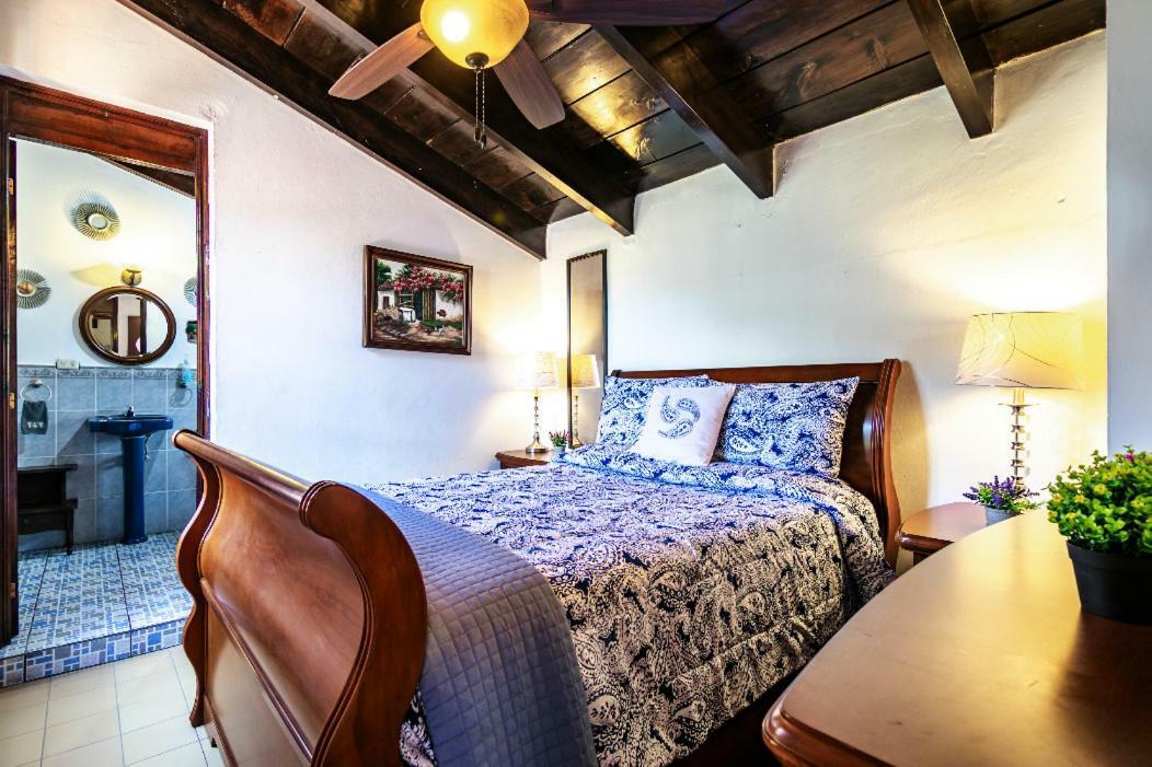 Villas Santa Ana-Ricardo Antigua Εξωτερικό φωτογραφία